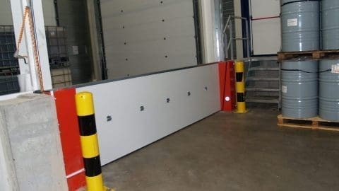 Automatische Überlaufsperre; Flüssigkeitsbarriere für ADR-Chemikalienlagerung