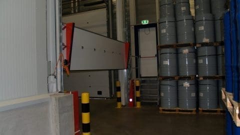 Flüssigkeitsretention Barriere; obenliegende Tore - Hegron